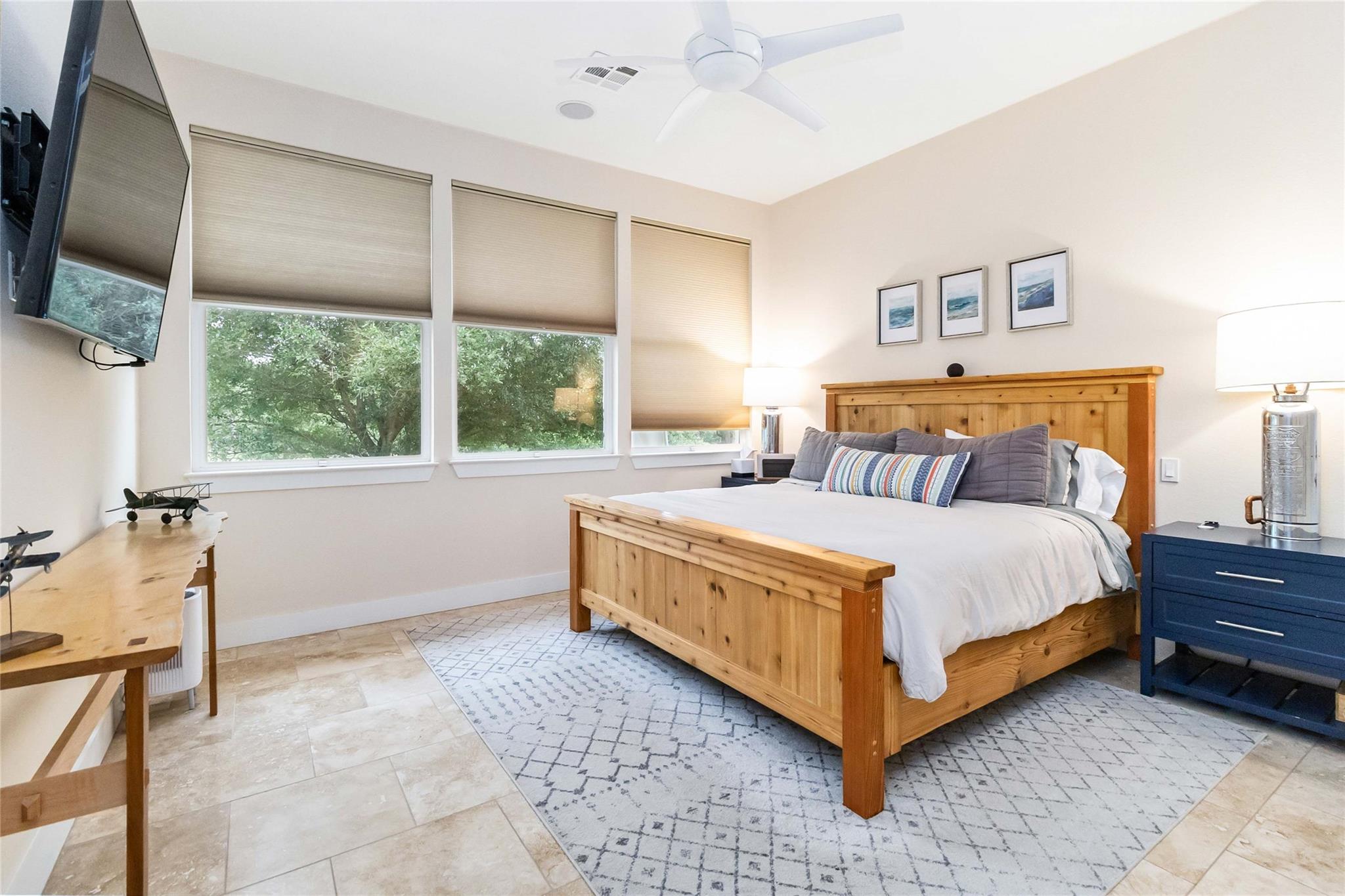 129 Powder Horn Rd, Bastrop, TX 78602