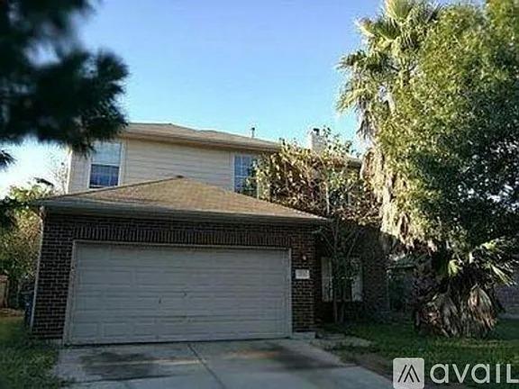 713 Camino Alto Dr, Leander, TX 78641