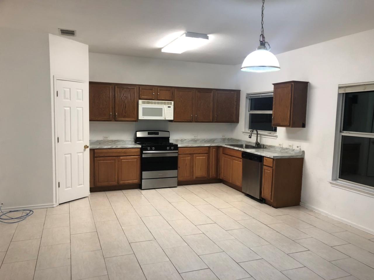 713 Camino Alto Dr, Leander, TX 78641