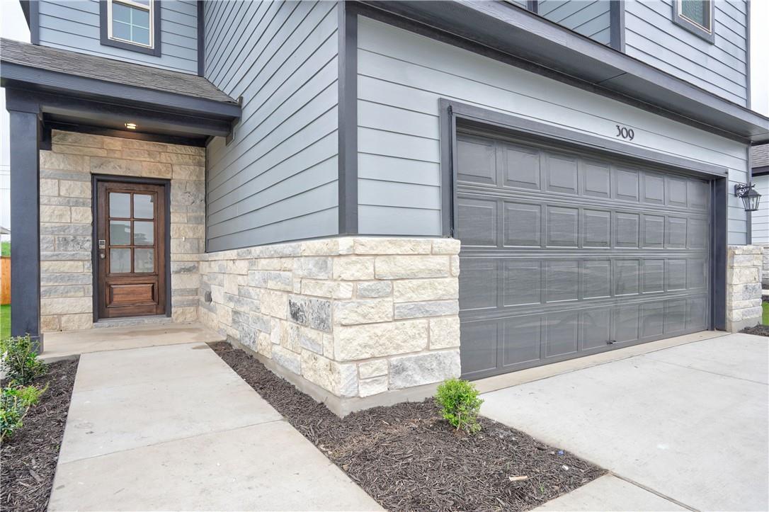 309 Unforgiven Ln, Jarrell, TX 76537