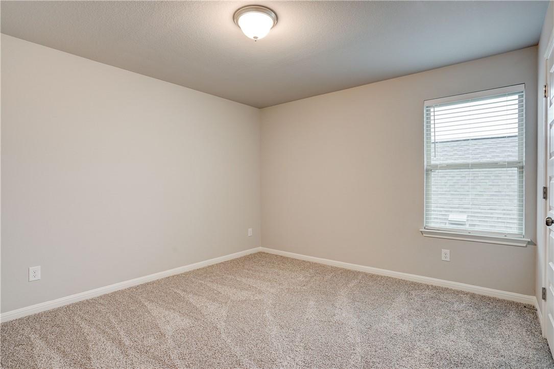 309 Unforgiven Ln, Jarrell, TX 76537