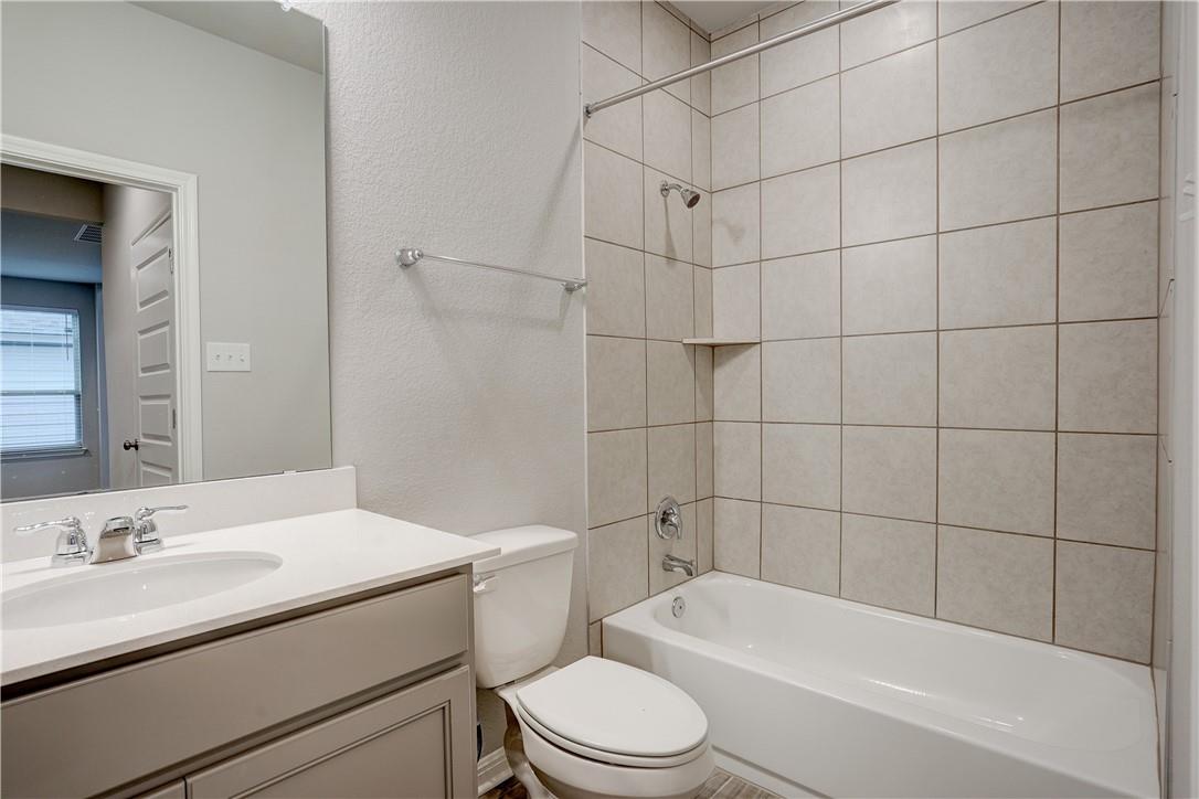 309 Unforgiven Ln, Jarrell, TX 76537