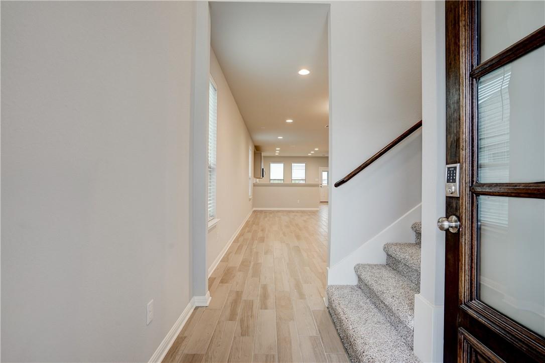 309 Unforgiven Ln, Jarrell, TX 76537