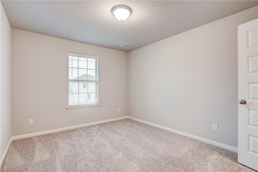 309 Unforgiven Ln, Jarrell, TX 76537