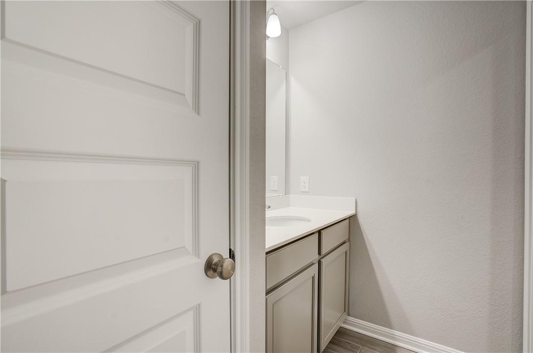 309 Unforgiven Ln, Jarrell, TX 76537