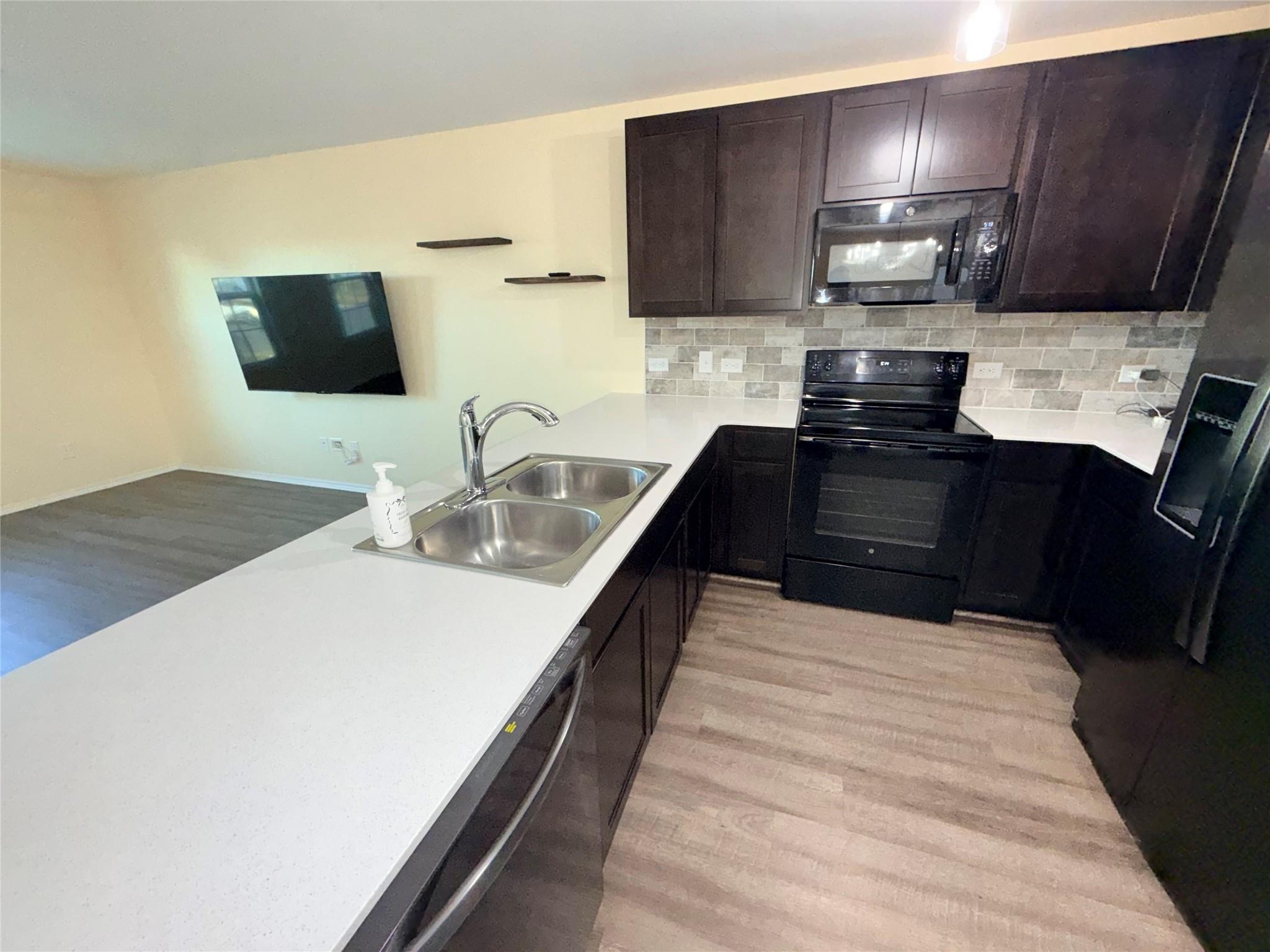 228 Texas Angel Way, Jarrell, TX 76537