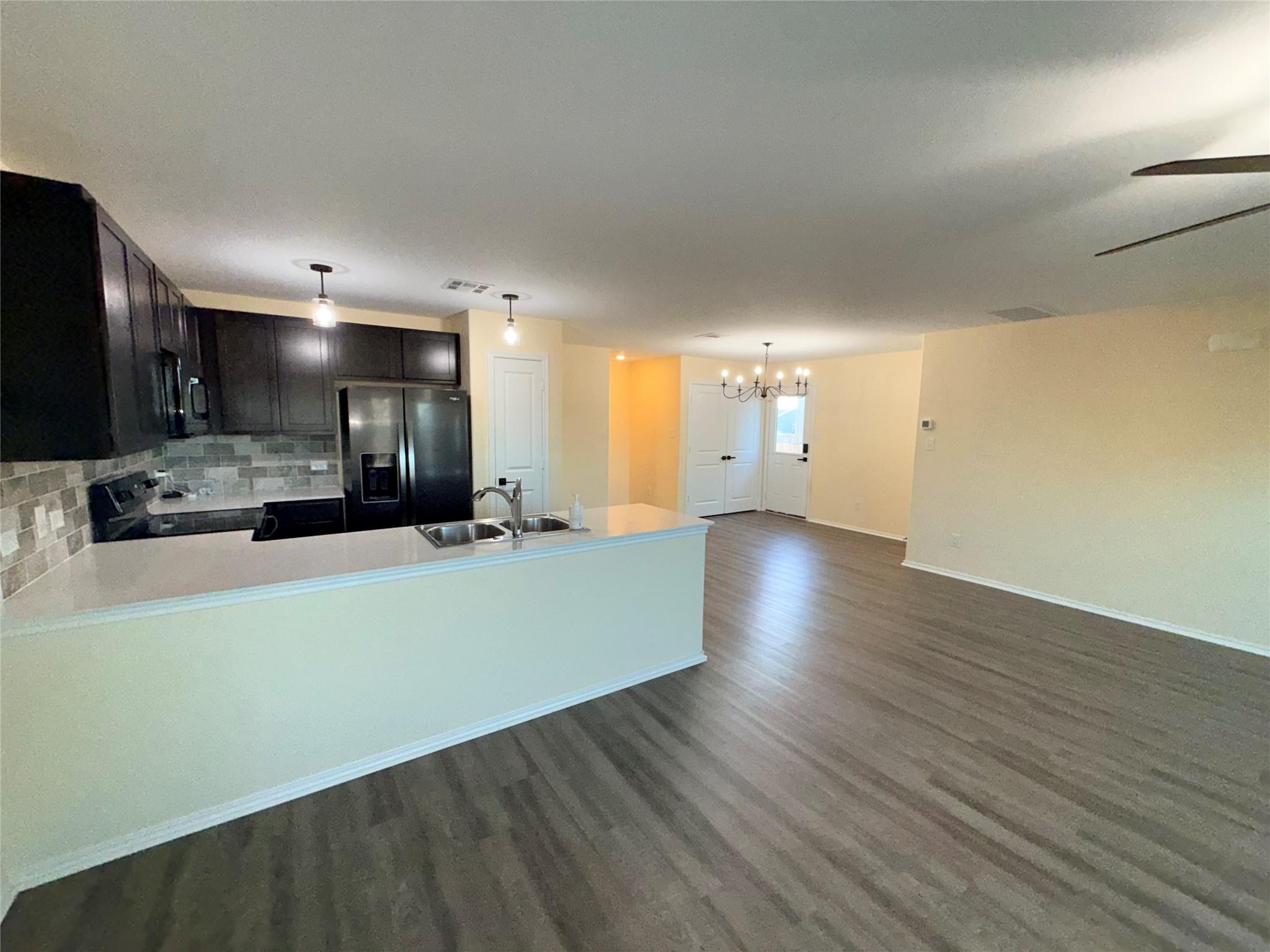 228 Texas Angel Way, Jarrell, TX 76537