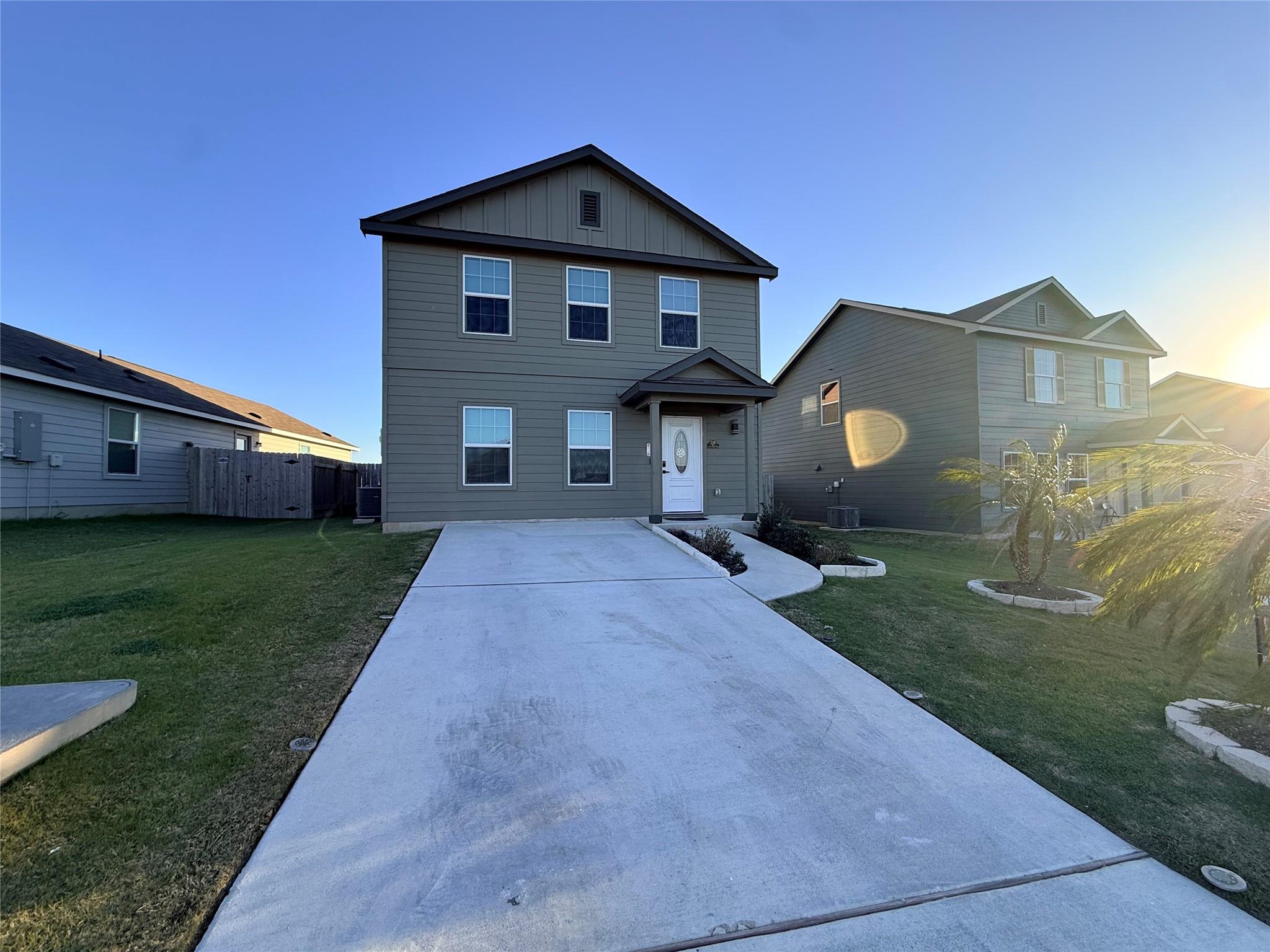 228 Texas Angel Way, Jarrell, TX 76537