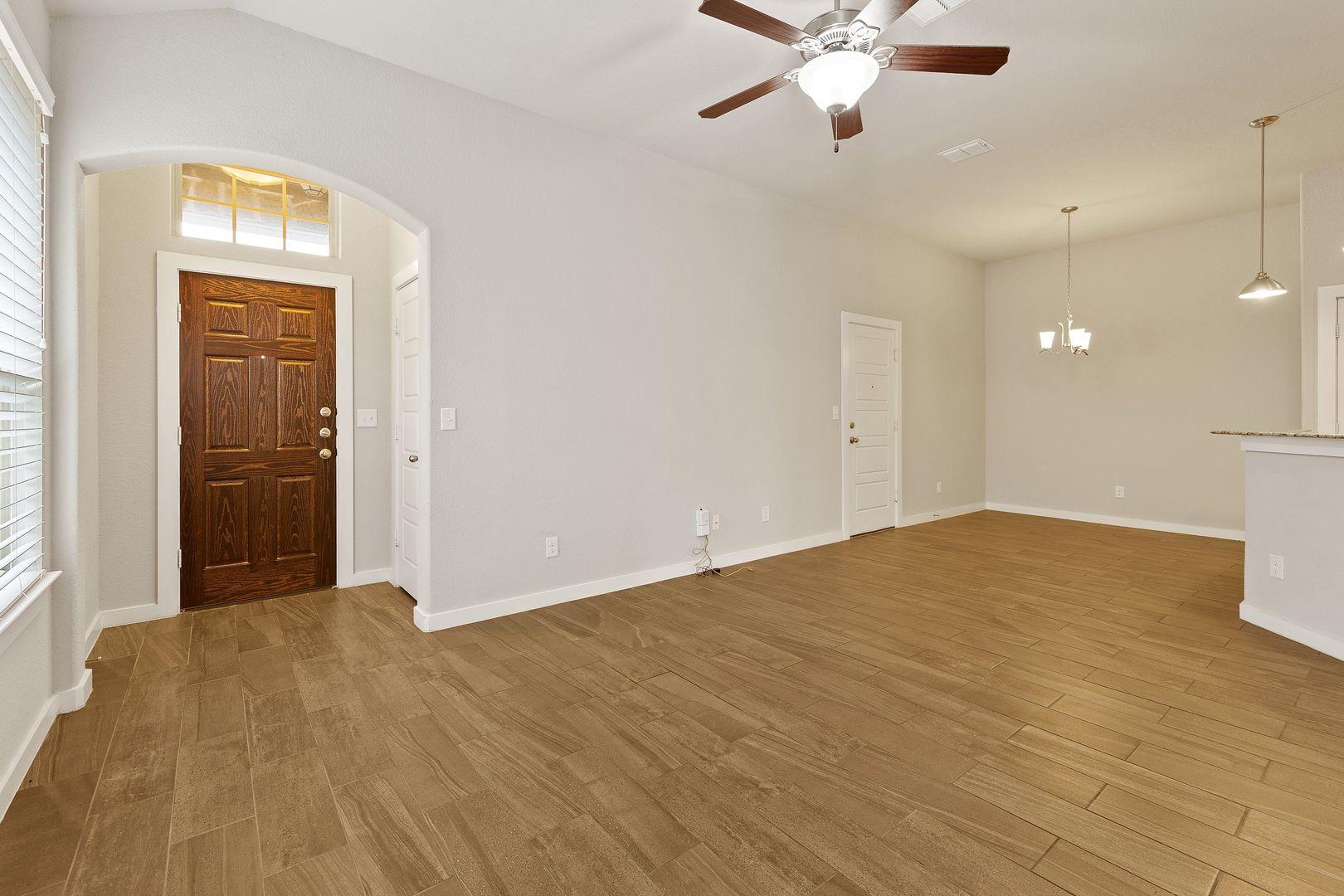 101 Calm Water Loop, Bastrop, TX 78602