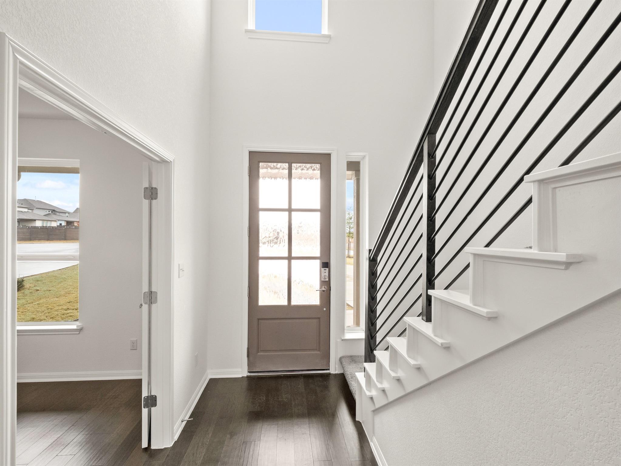 424 Spindrift Ln, Leander, TX 78641