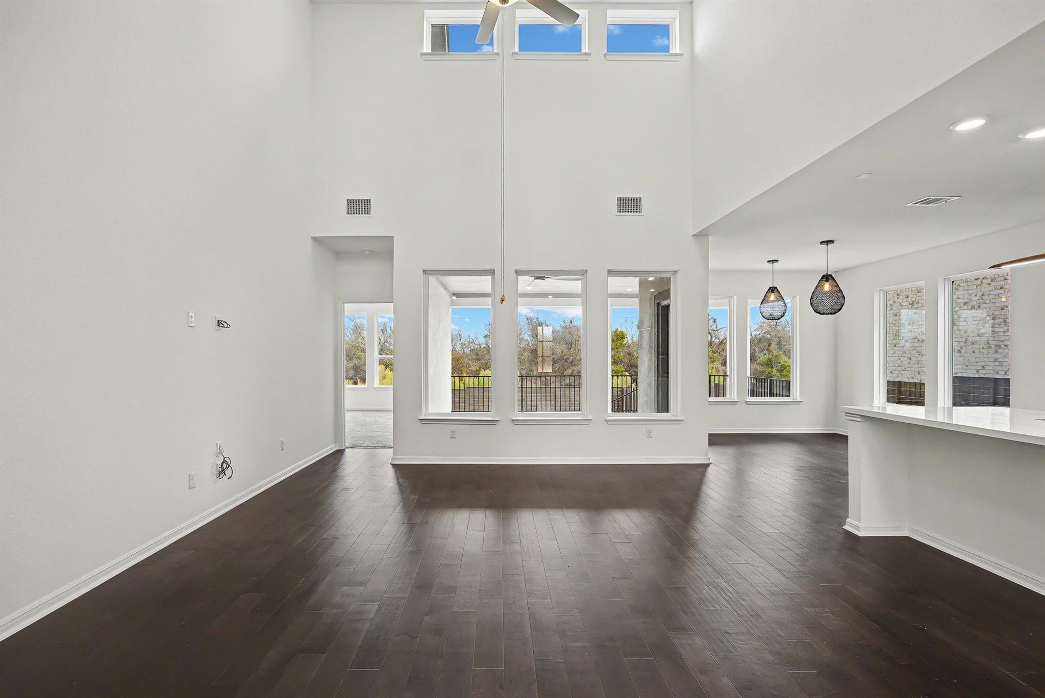 424 Spindrift Ln, Leander, TX 78641