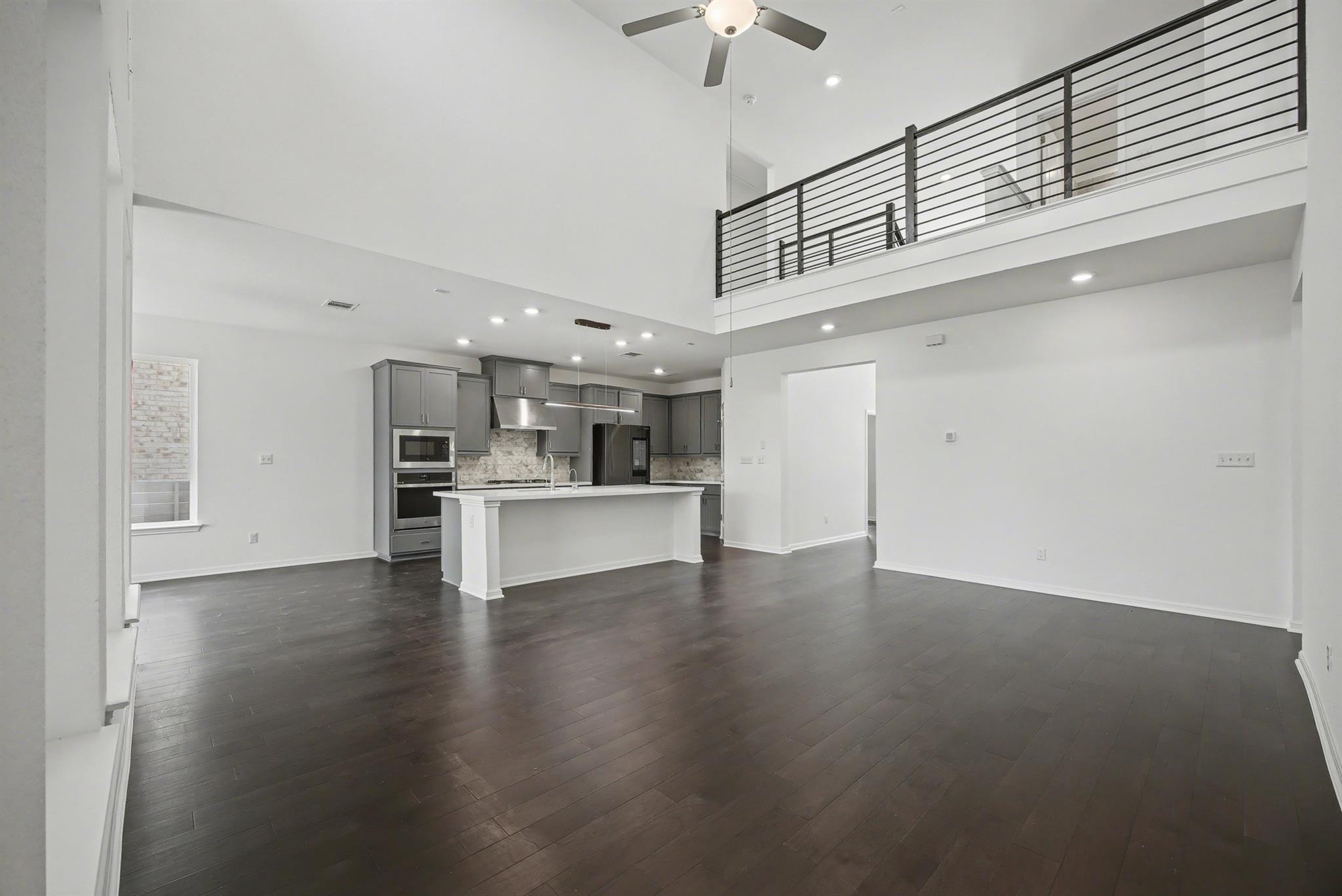 424 Spindrift Ln, Leander, TX 78641