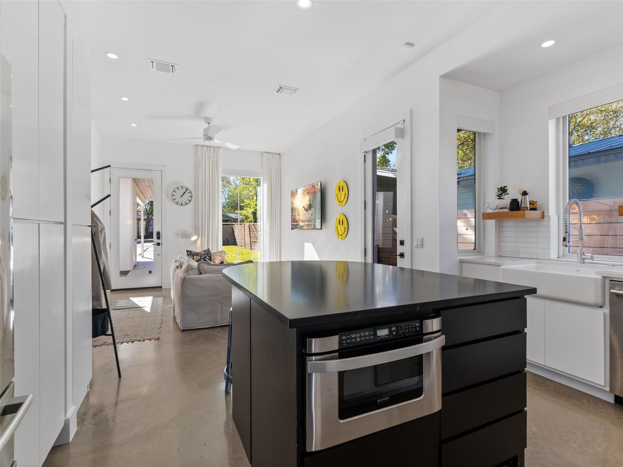 512 Sacramento Dr # A, Austin, TX 78704