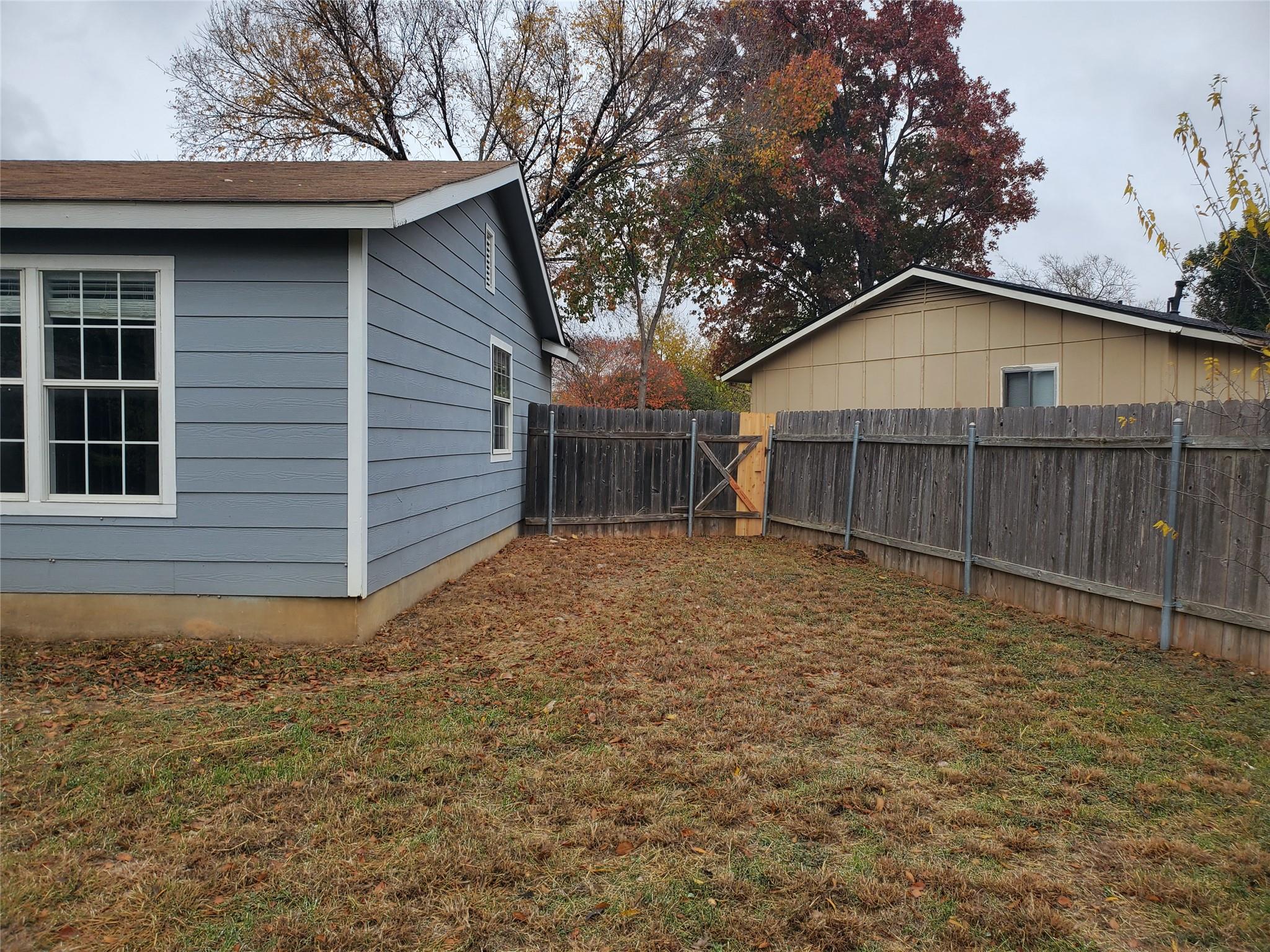 807 Fernwood Cv, Round Rock, TX 78664