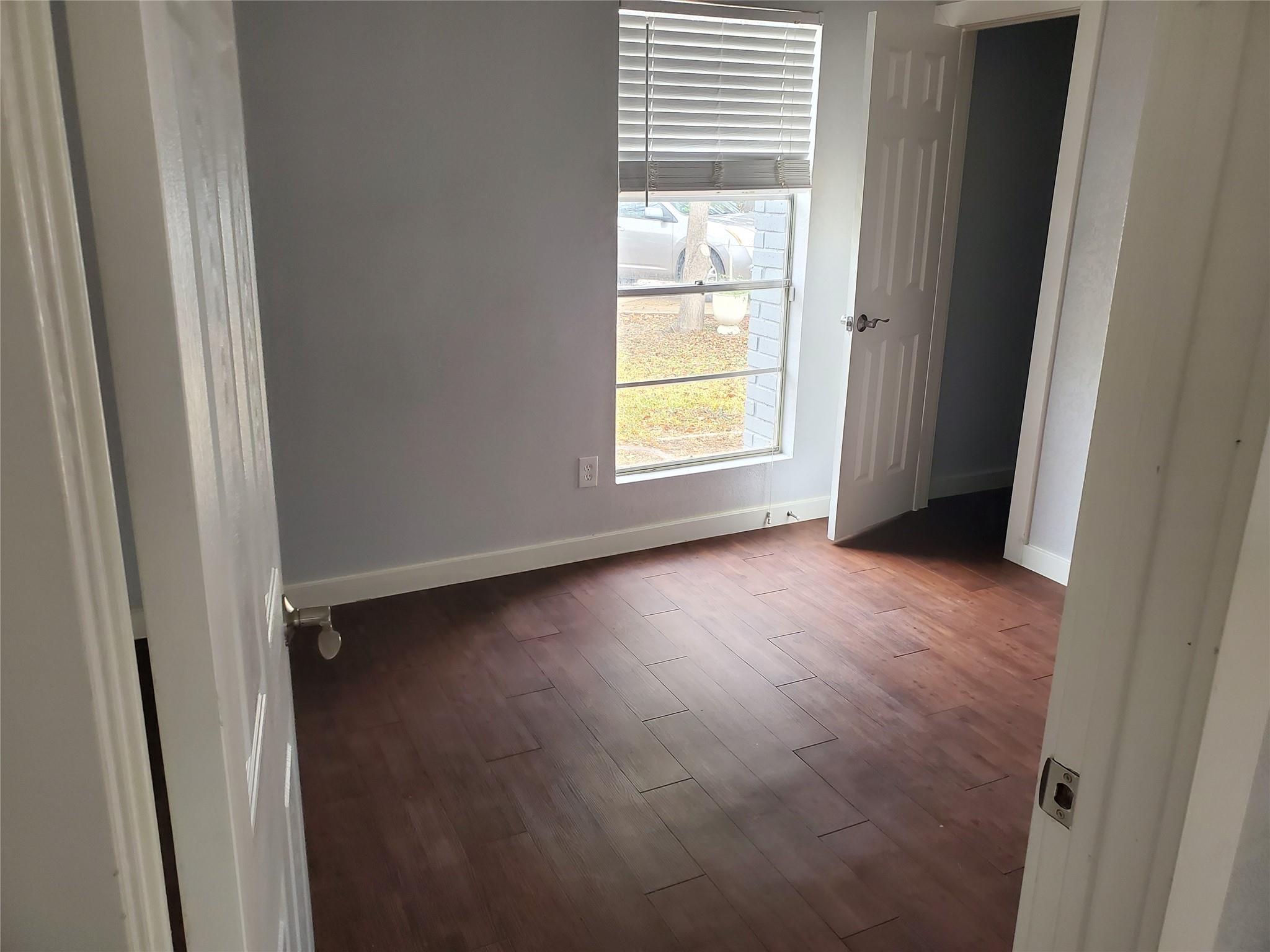 807 Fernwood Cv, Round Rock, TX 78664