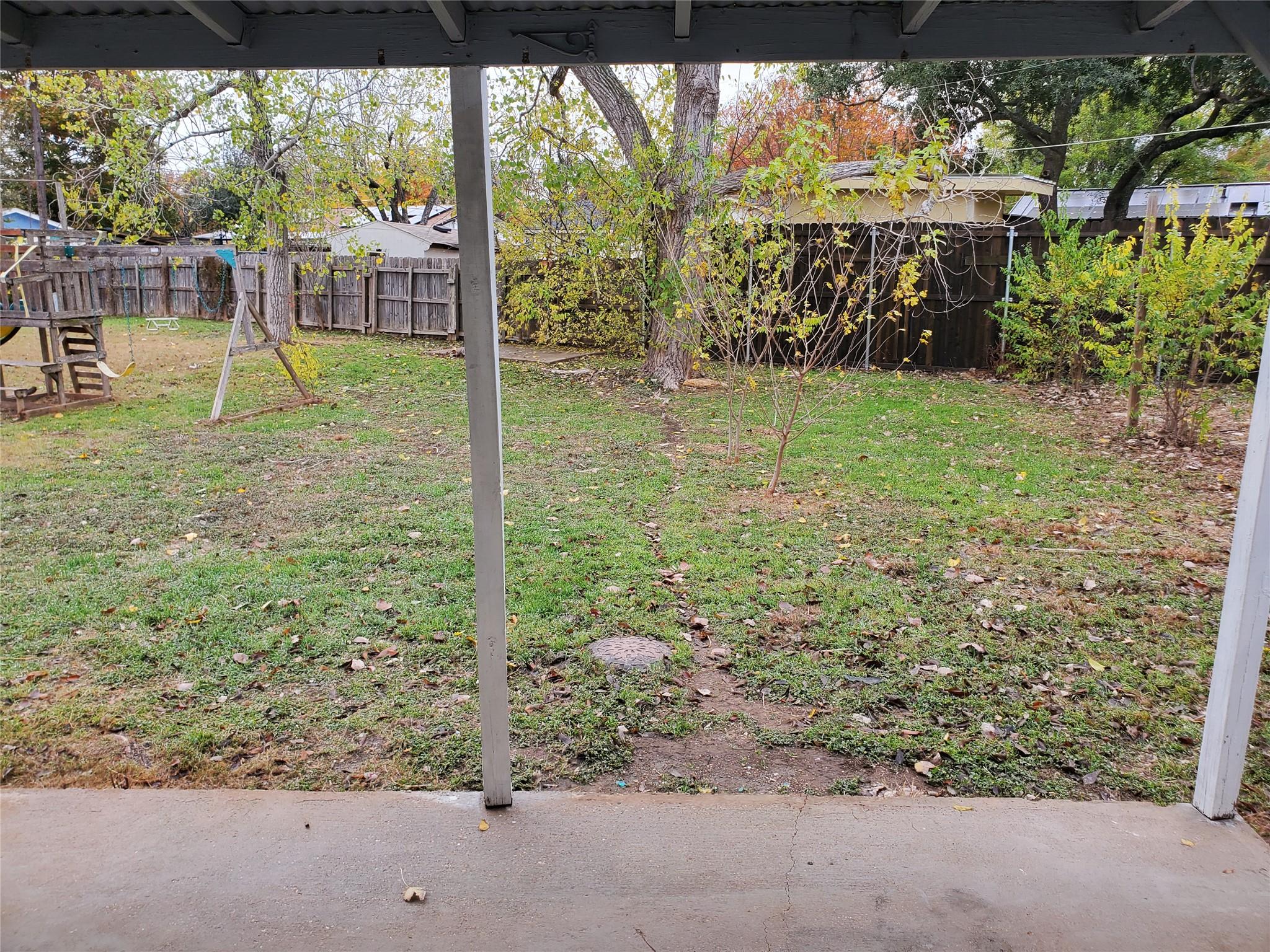 807 Fernwood Cv, Round Rock, TX 78664