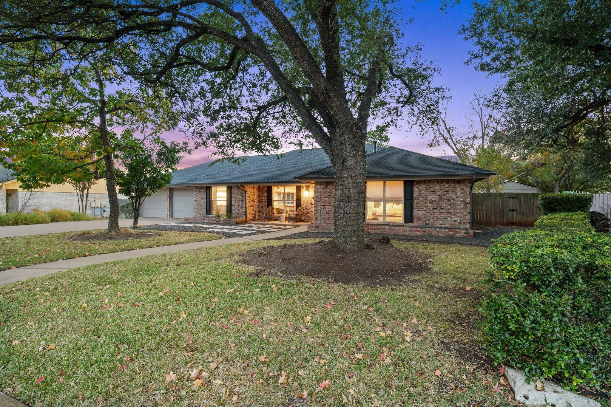 2303 Inverrary Cir, Austin, TX 78747