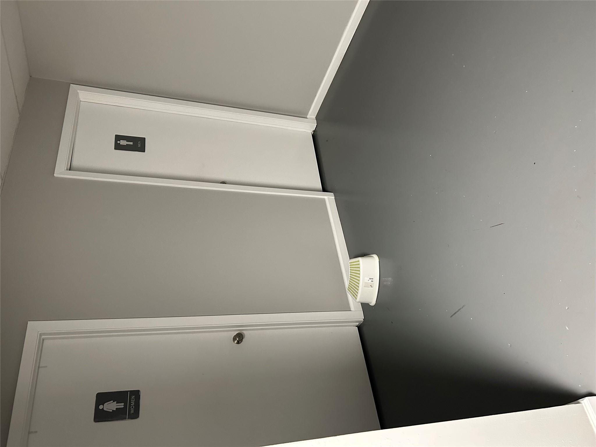 21220 Jakes Hill Rd # B, Hutto, TX 78634