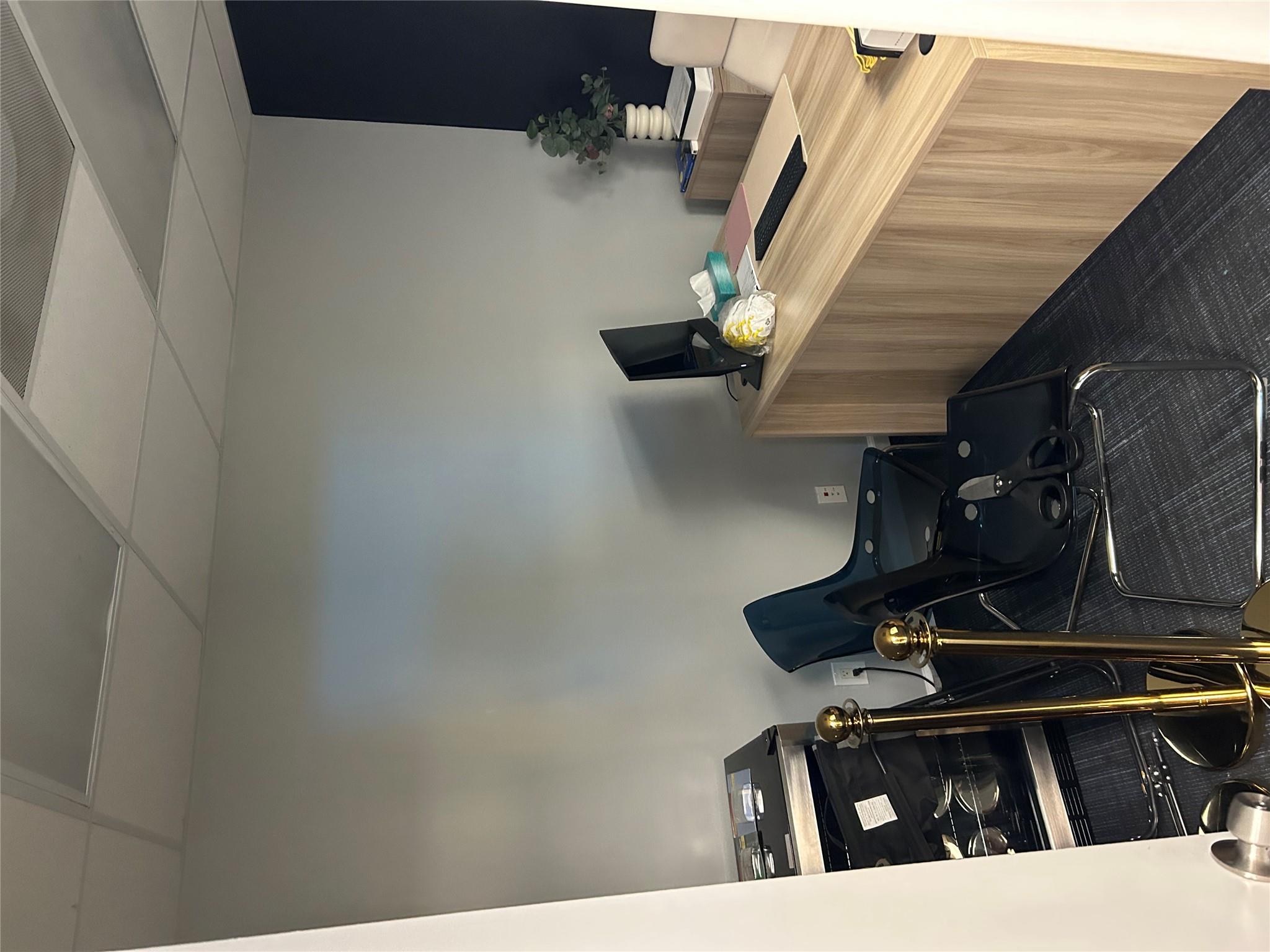 21220 Jakes Hill Rd # B, Hutto, TX 78634