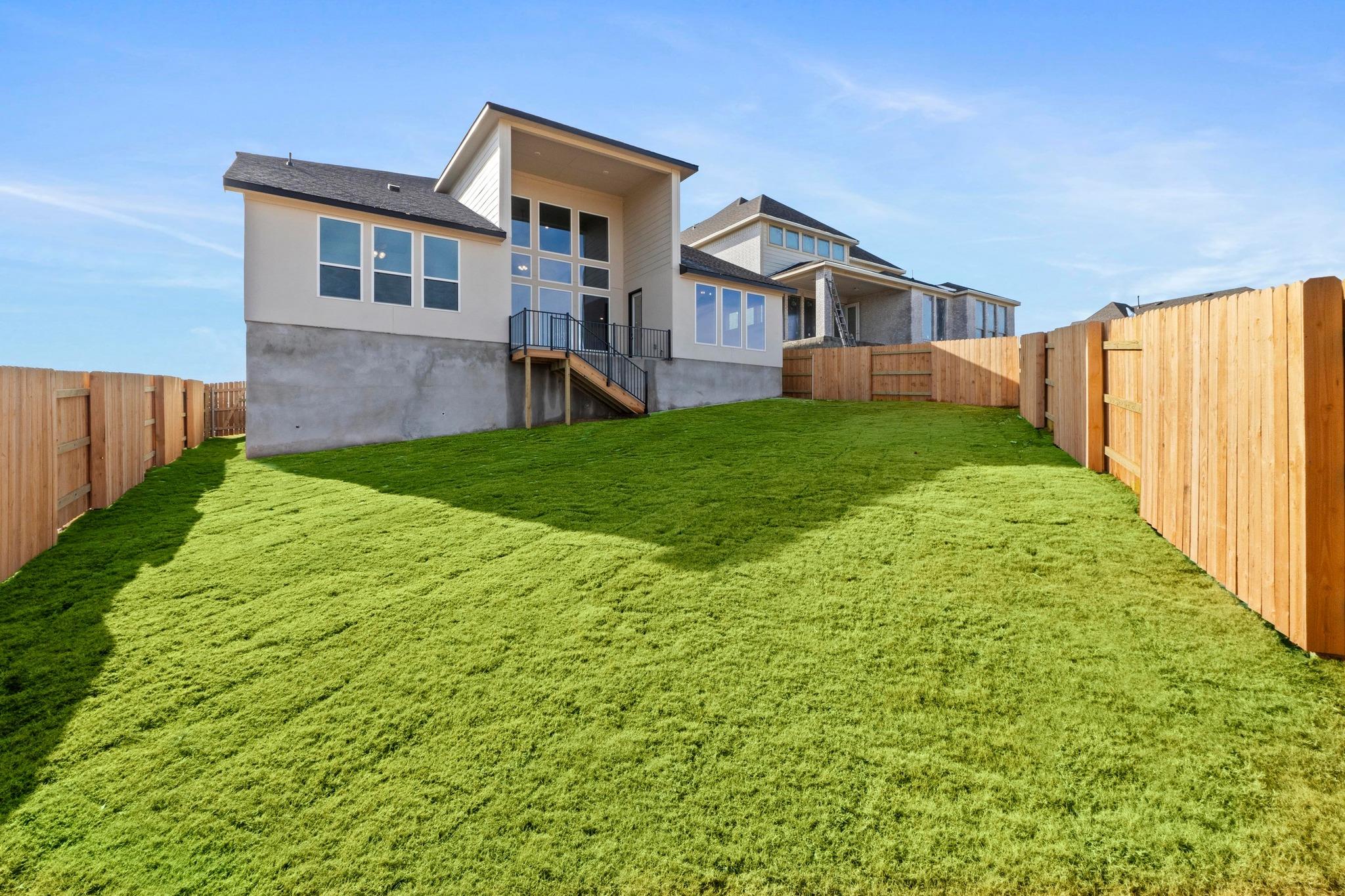 120 Rightfield Dr, Liberty Hill, TX 78642