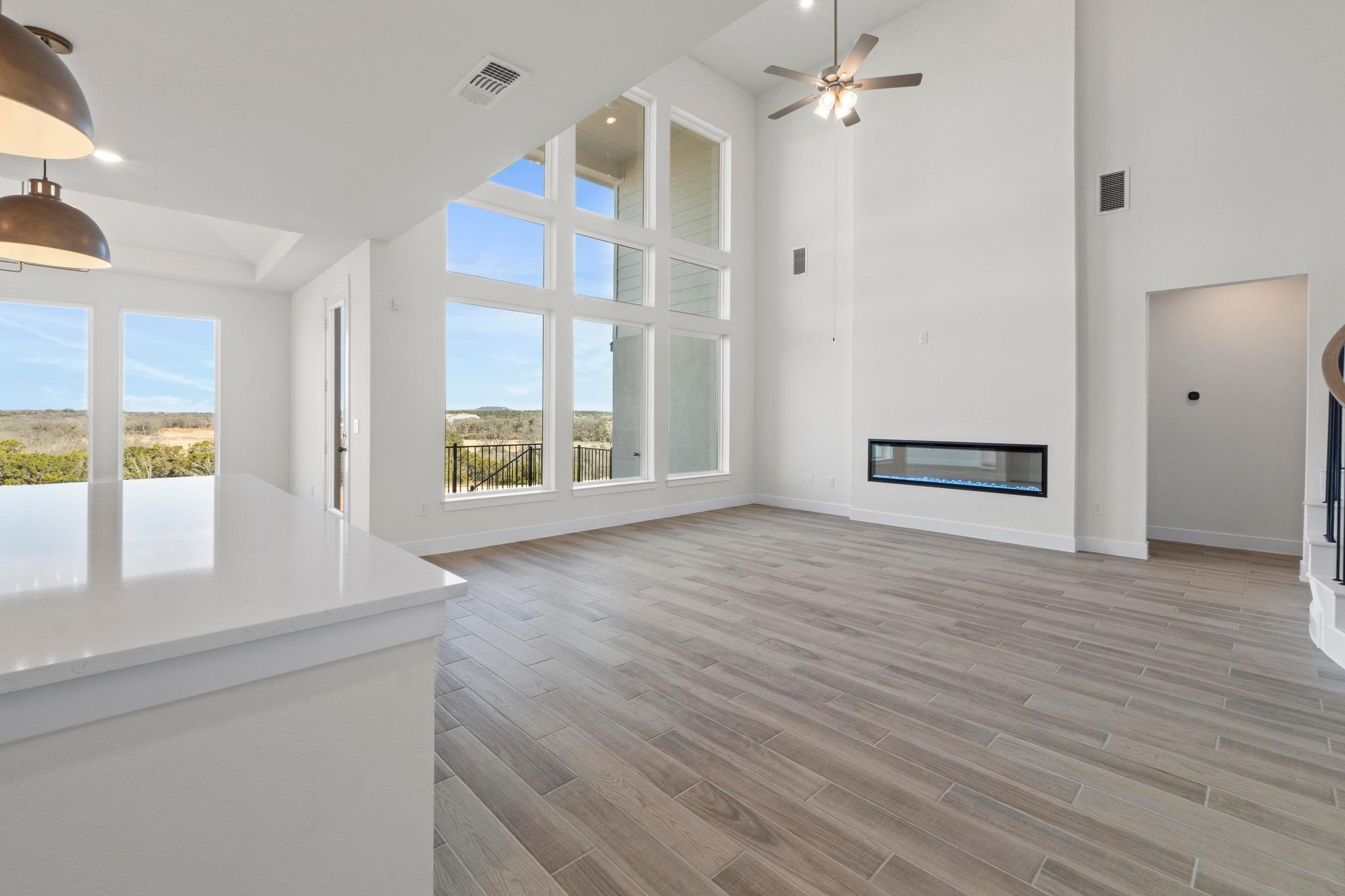 120 Rightfield Dr, Liberty Hill, TX 78642