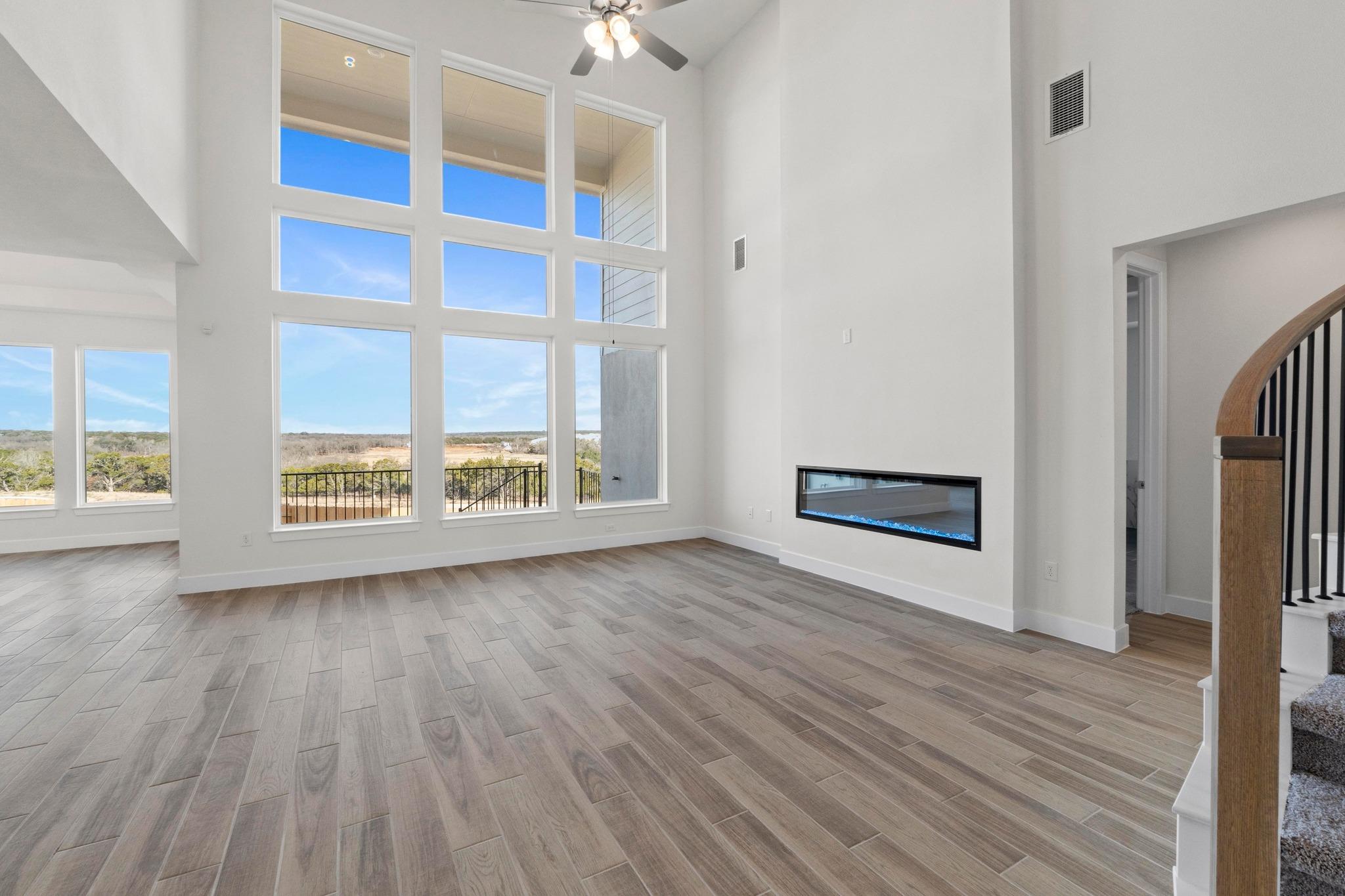 120 Rightfield Dr, Liberty Hill, TX 78642