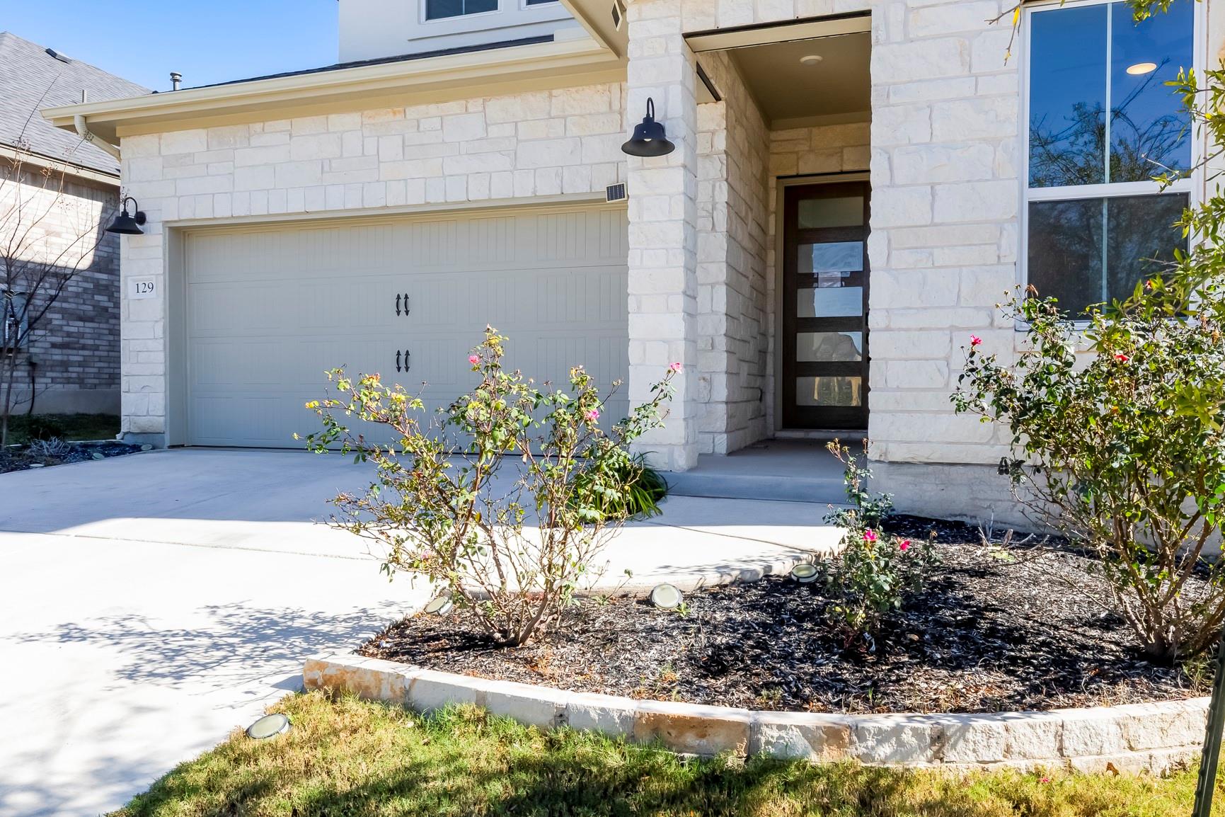 129 Cotton Tree Ter, Dripping Springs, TX 78620