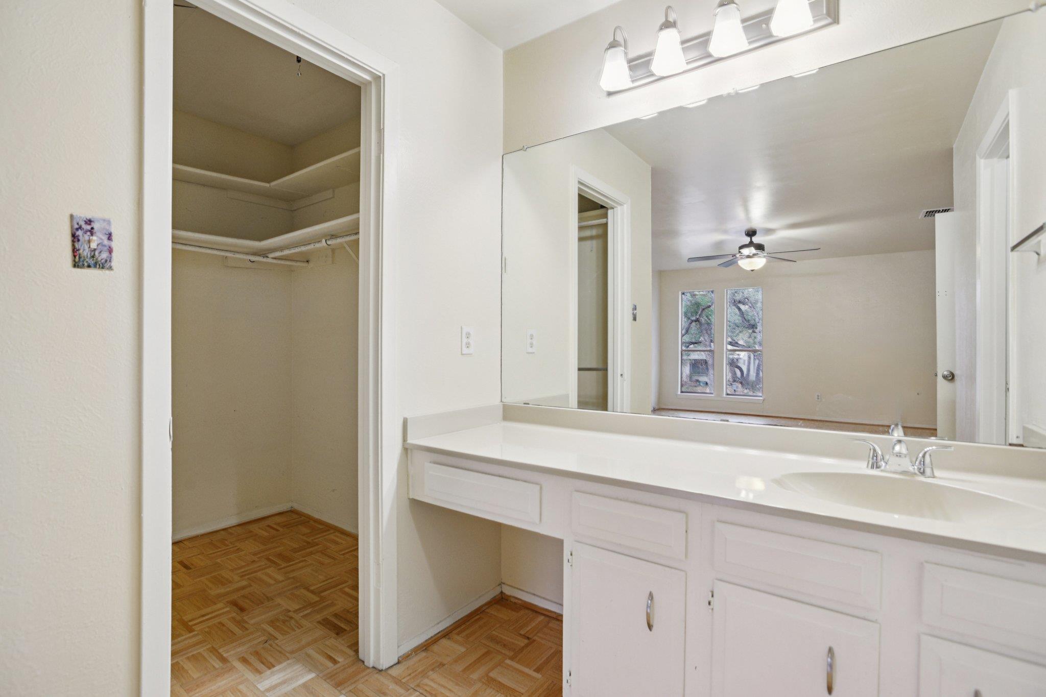 12019 Scribe Dr, Austin, TX 78759