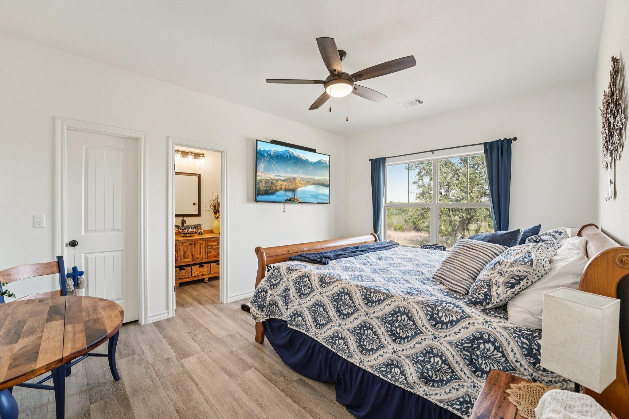 156 Three Creeks Dr, Bertram, TX 78605