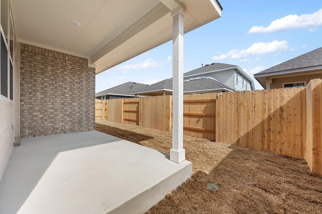 109 Knockout Rose Dr, San Marcos, TX 78666