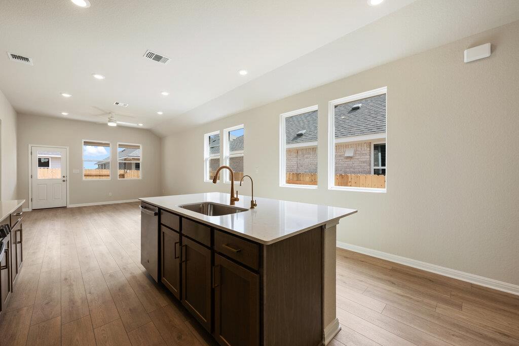 109 Knockout Rose Dr, San Marcos, TX 78666