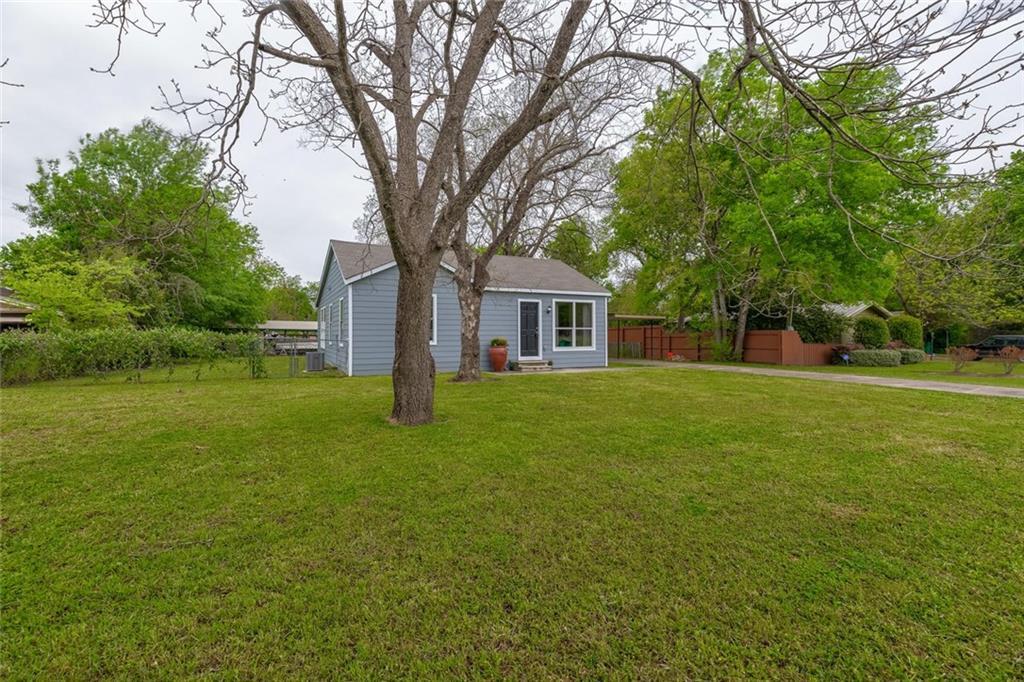 623 N Main St, Rockdale, TX 76567