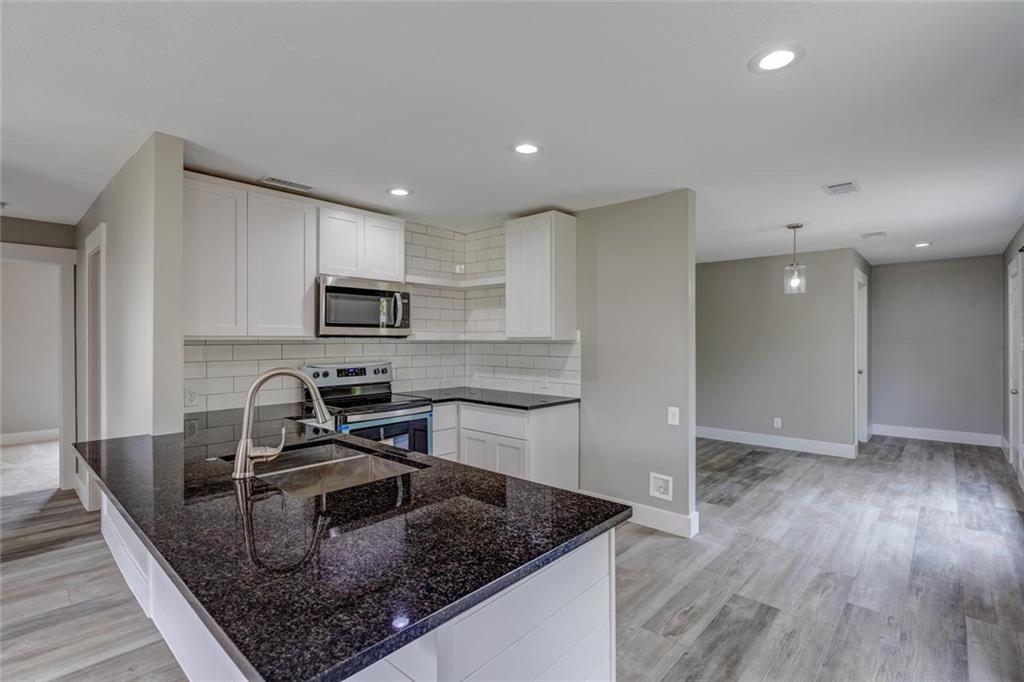 623 N Main St, Rockdale, TX 76567