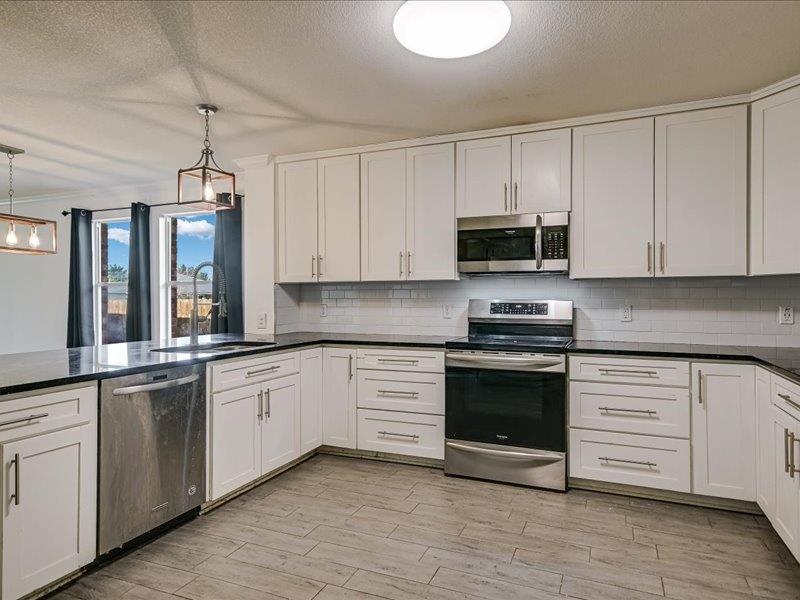 229 Holman Path, Hutto, TX 78634