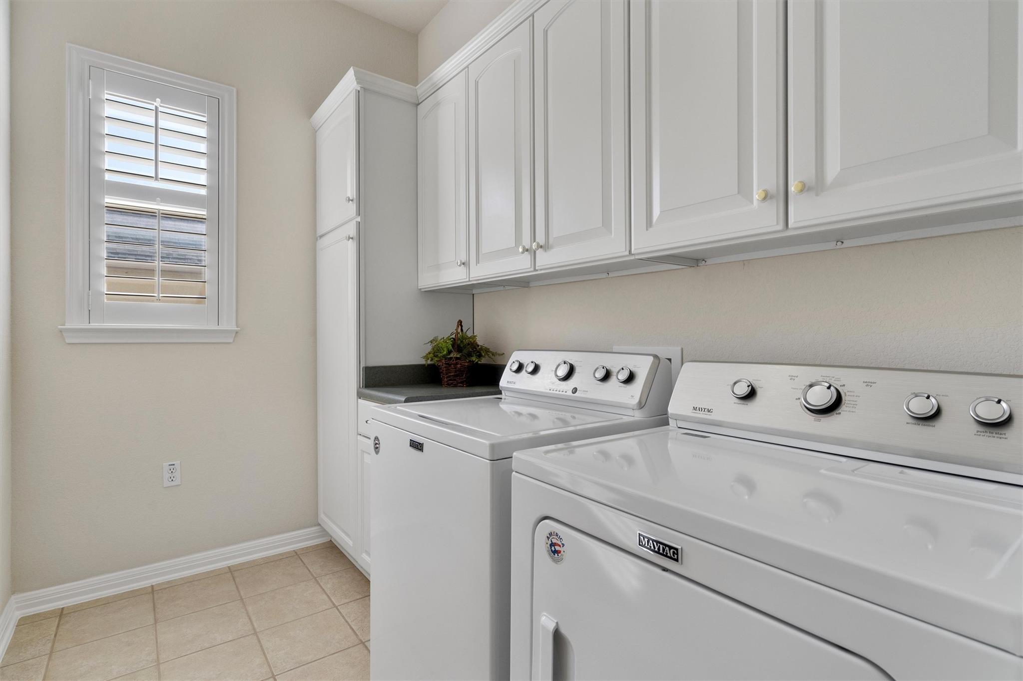 102 Branding Iron Cv, Georgetown, TX 78633