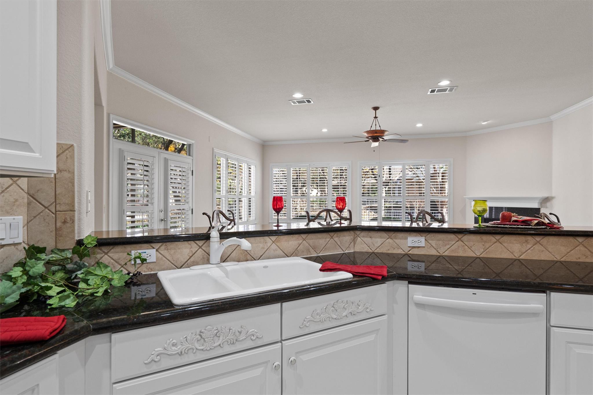 102 Branding Iron Cv, Georgetown, TX 78633