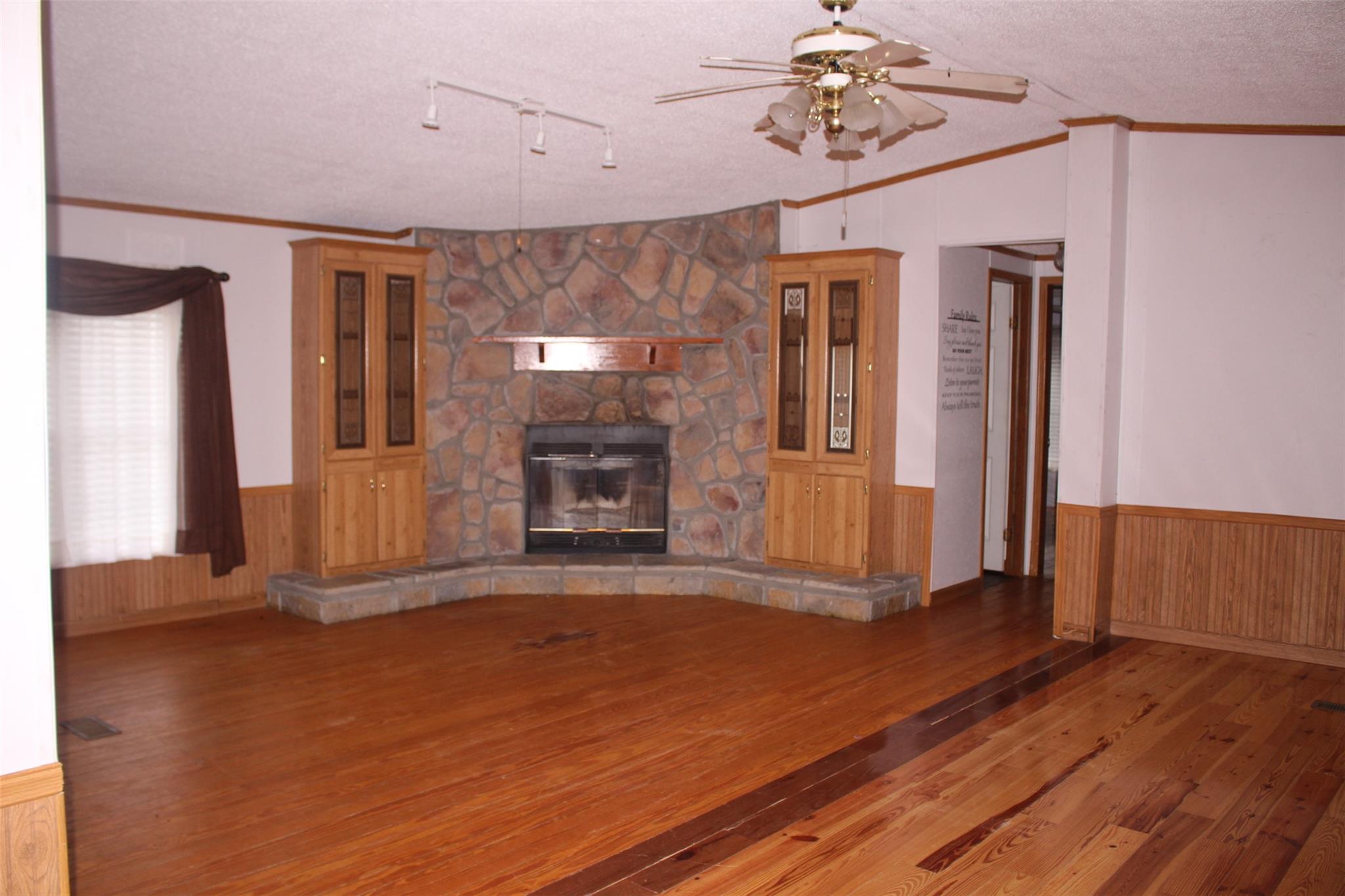 161 Greenfields Dr, Bastrop, TX 78602