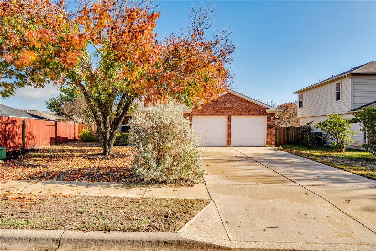 135 Soapberry, Kyle, TX 78640