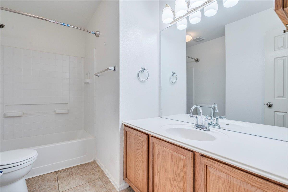 135 Soapberry, Kyle, TX 78640