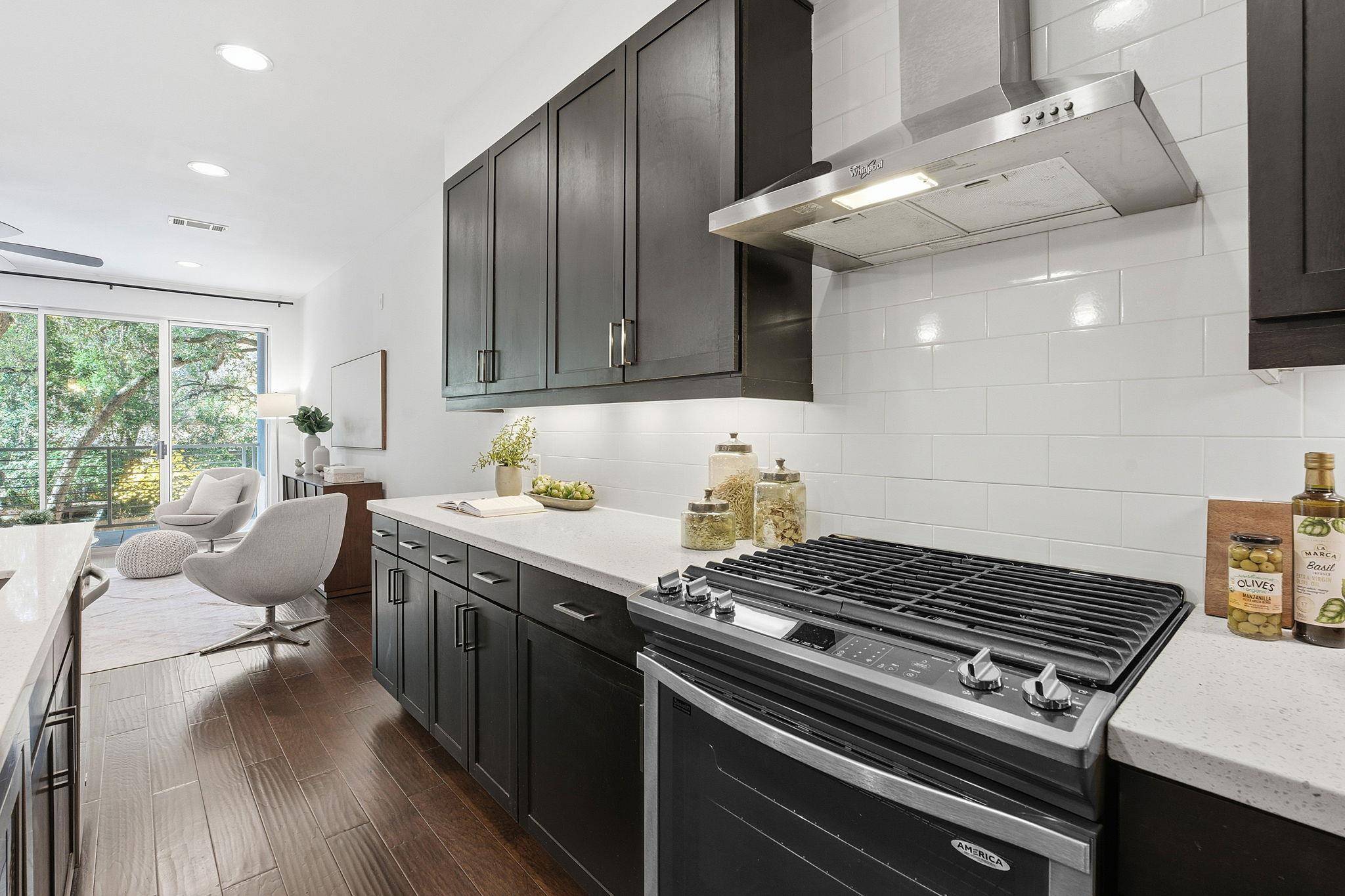 2002 Glen Allen St # 104, Austin, TX 78704