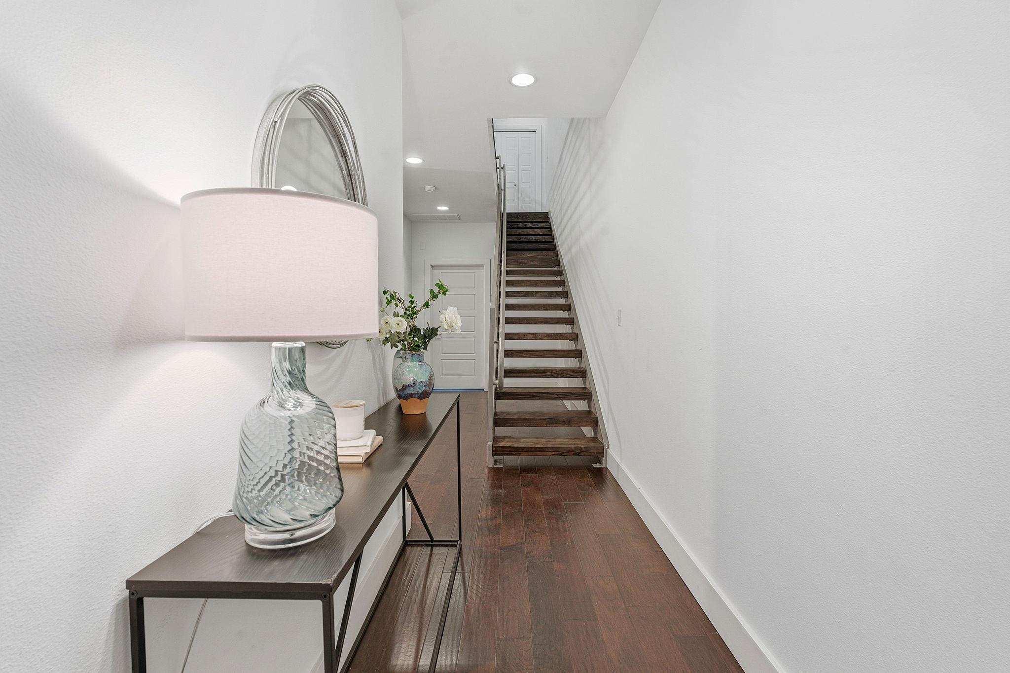 2002 Glen Allen St # 104, Austin, TX 78704