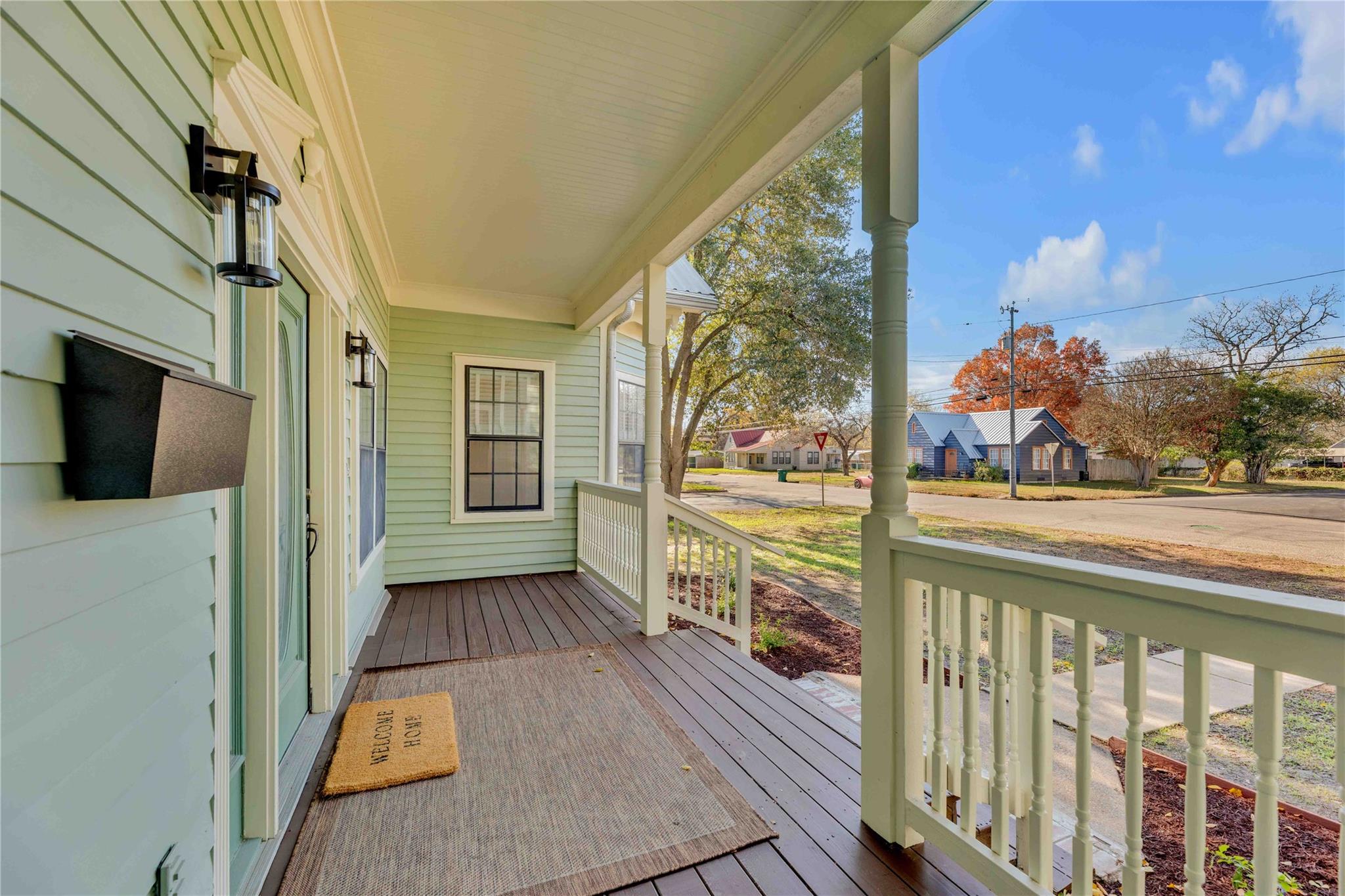 303 S Franklin St, La Grange, TX 78945