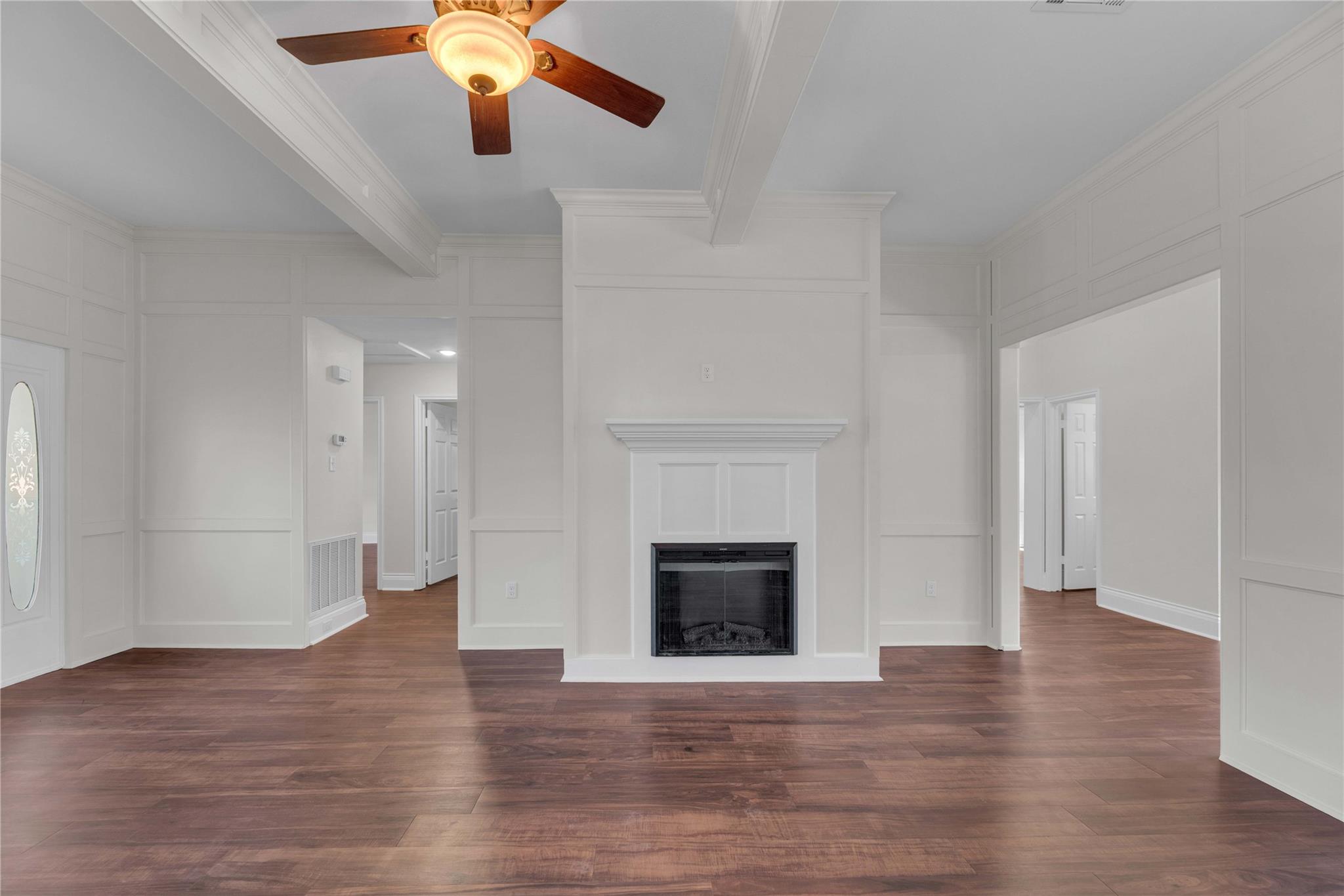 303 S Franklin St, La Grange, TX 78945