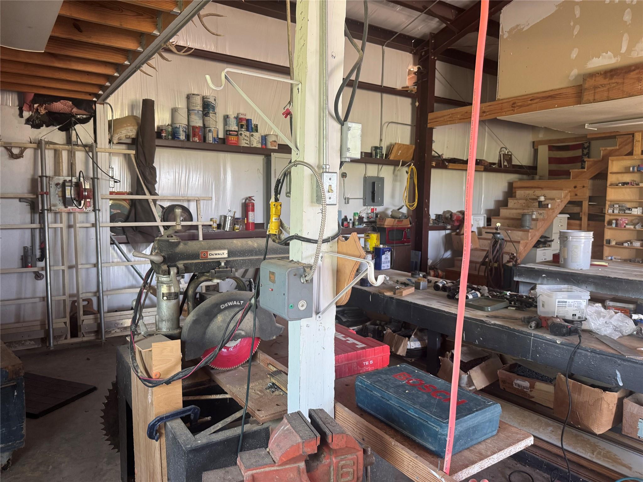 1984 Divide Pass, Blanco, TX 78606