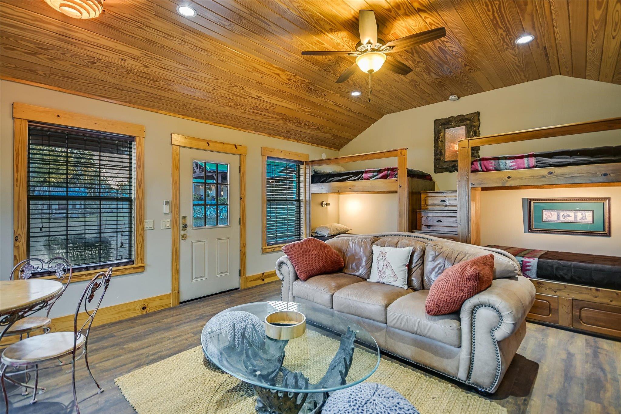 1984 Divide Pass, Blanco, TX 78606