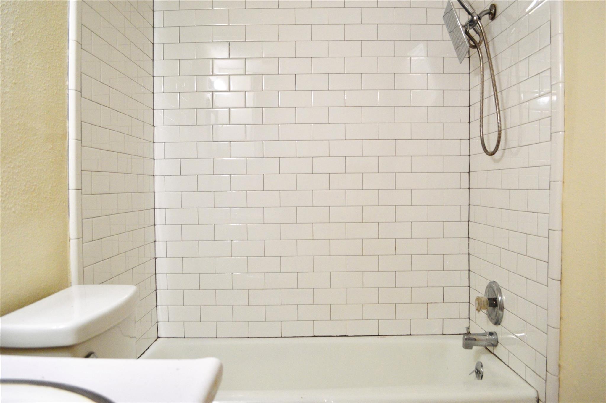 4709 Harmon Ave # 315, Austin, TX 78751