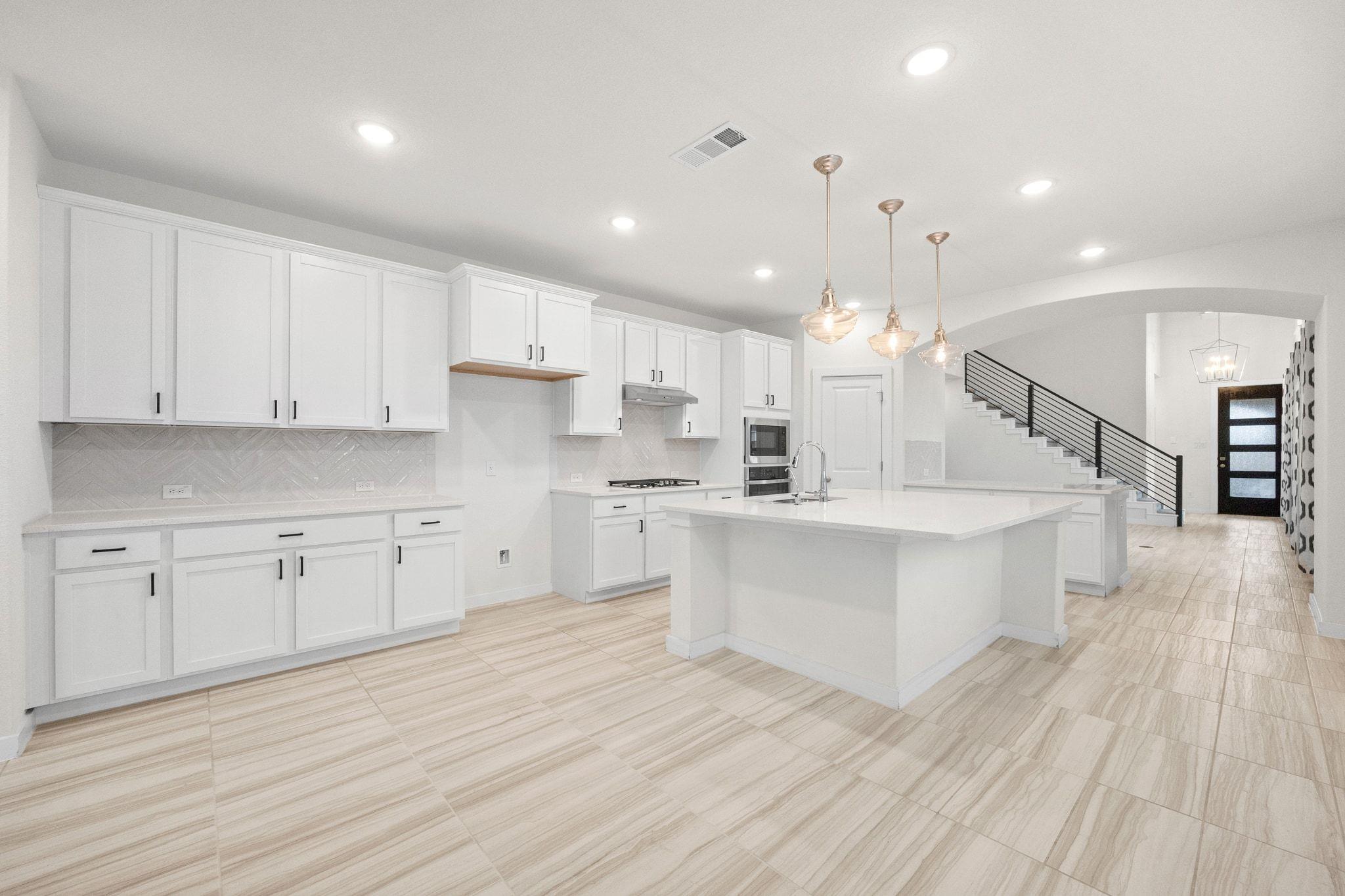 8119 Prairie Rye Dr, Lago Vista, TX 78645