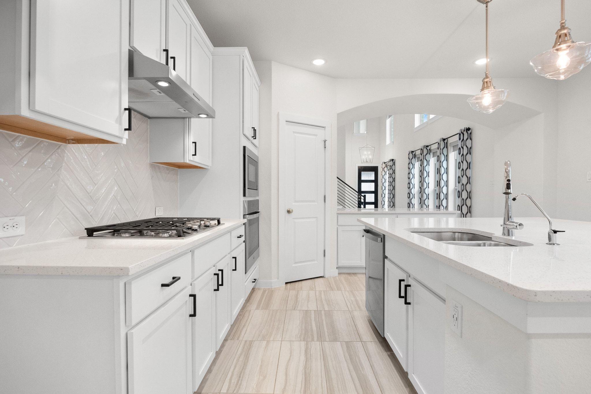 8119 Prairie Rye Dr, Lago Vista, TX 78645