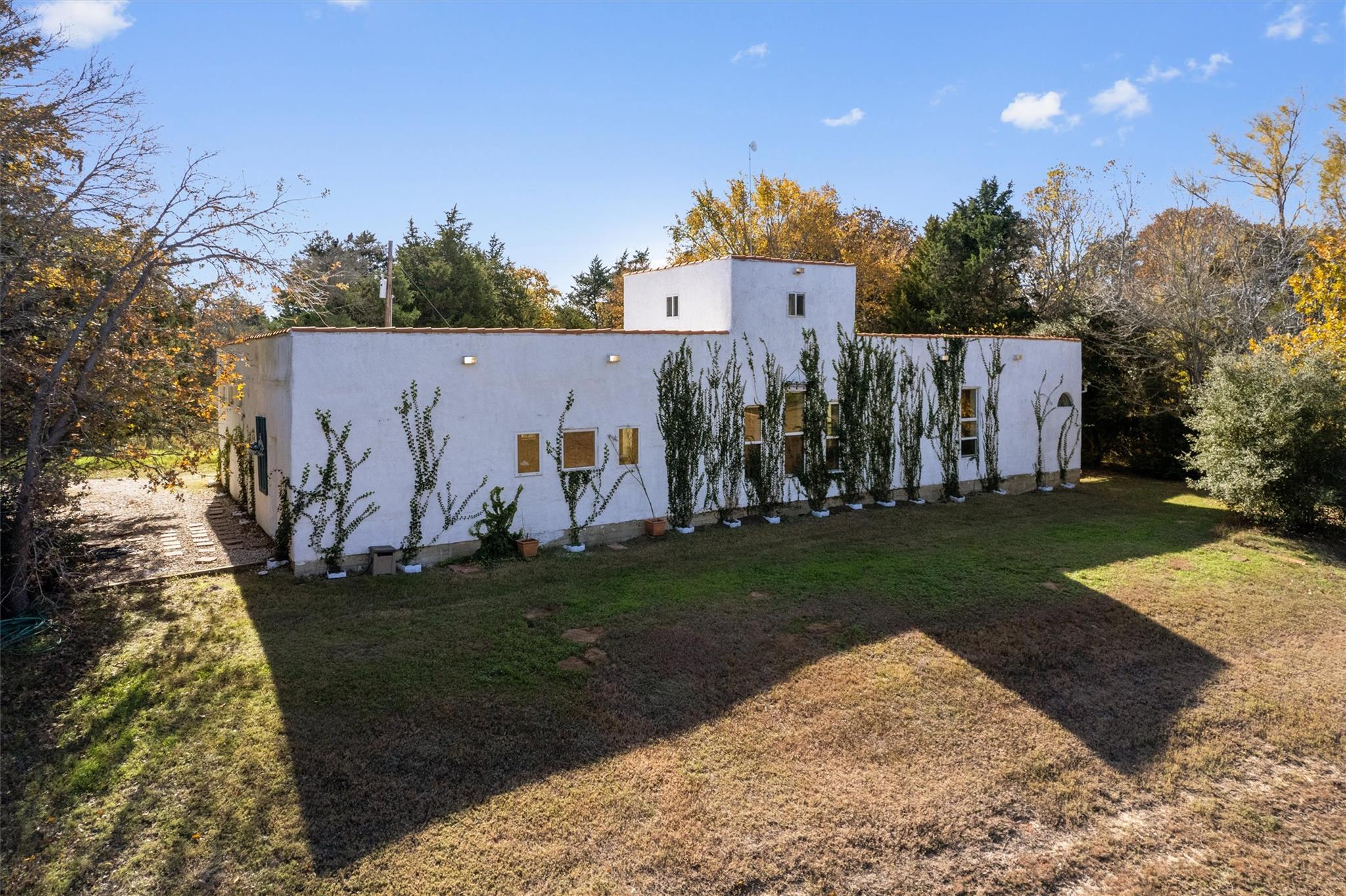 4992 Fm 1624, Lexington, TX 78947