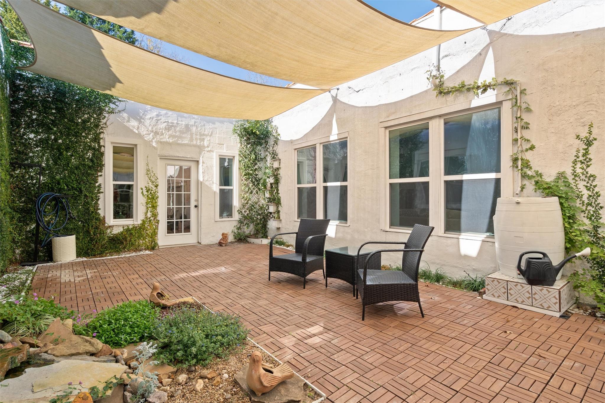 4992 Fm 1624, Lexington, TX 78947